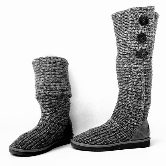 UGG Classic Cardy Button Detailed Knit Boots 6 - Picture 8 of 16
